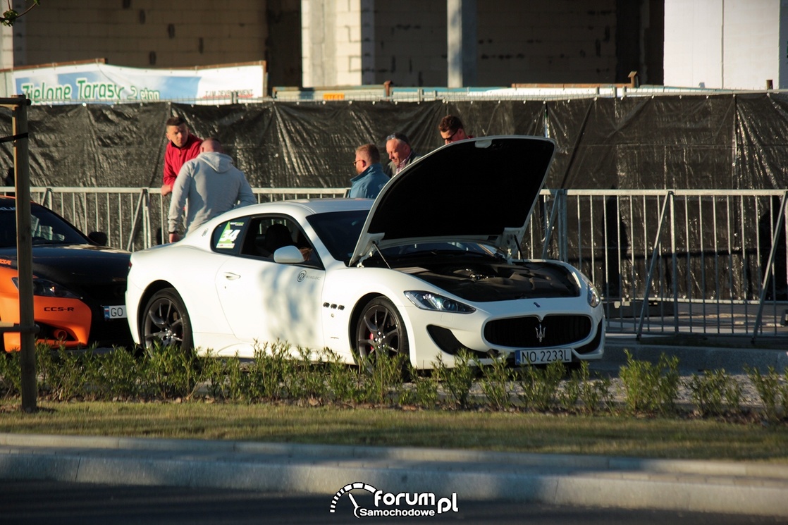 Maserati GranTurismo, chłodzenie silnika po wyścigu