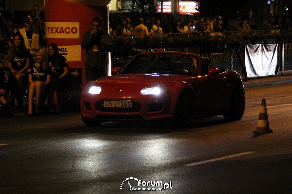 Mazda MX-5 - 390 KM, 500 NM, noc