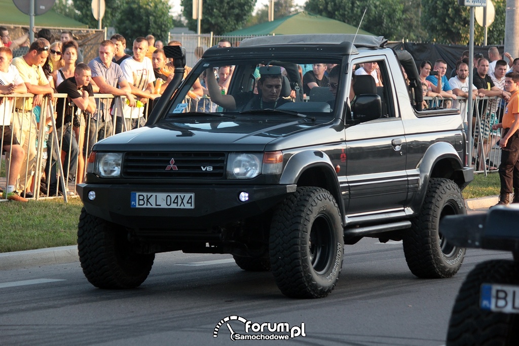 Mitsubishi Pajero PickUp