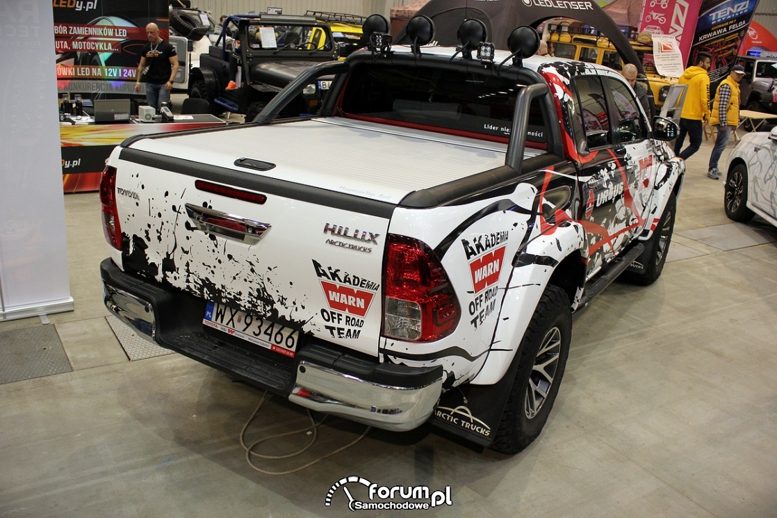 Toyota Hilux Arctic Truck, 2017, tył