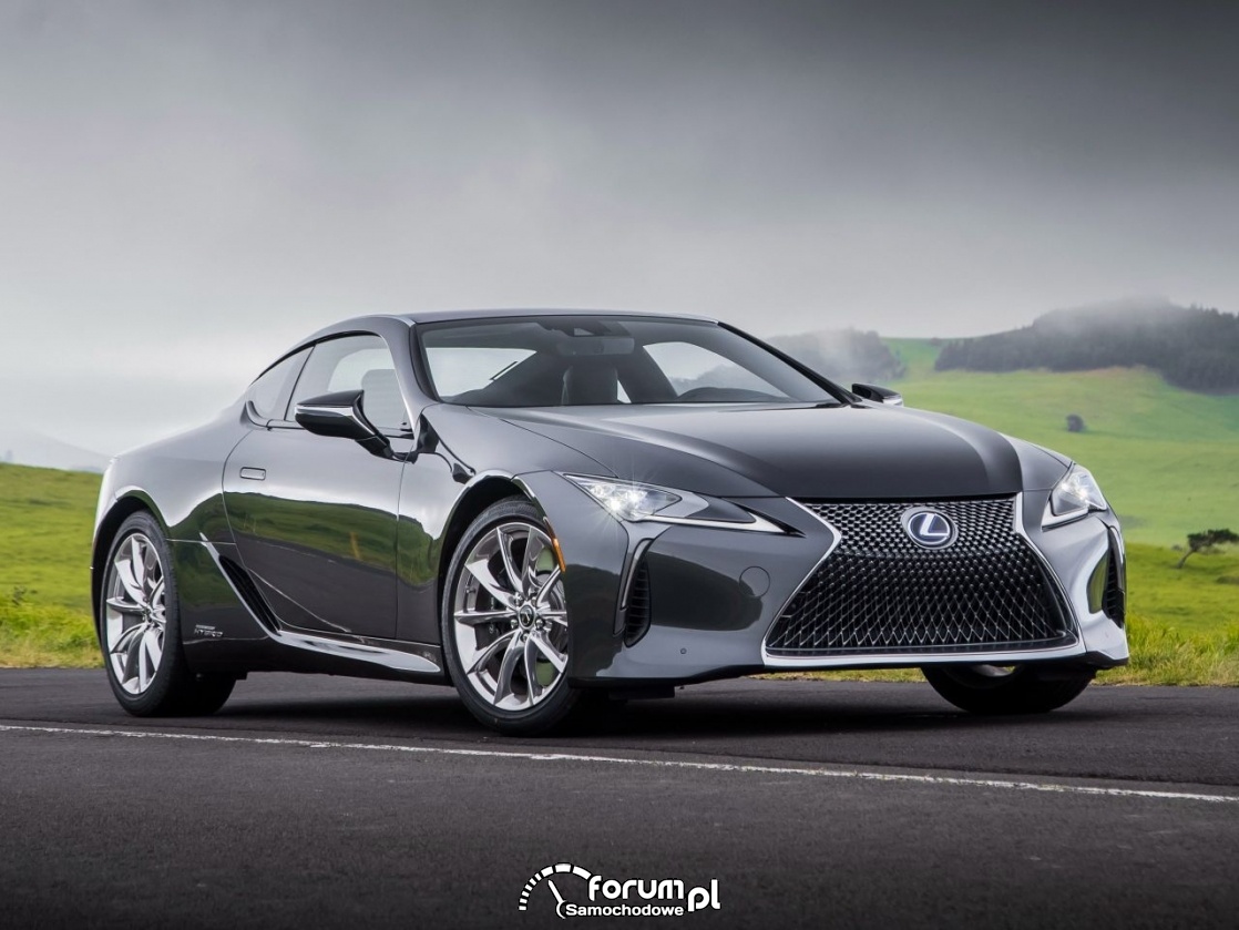 Lexus LC500h hybrid – 4,9 sek., 359 KM