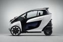 Toyota i-Road, bok