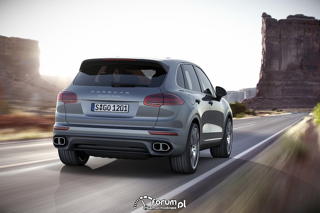 Porsche Cayenne Turbo S, tył