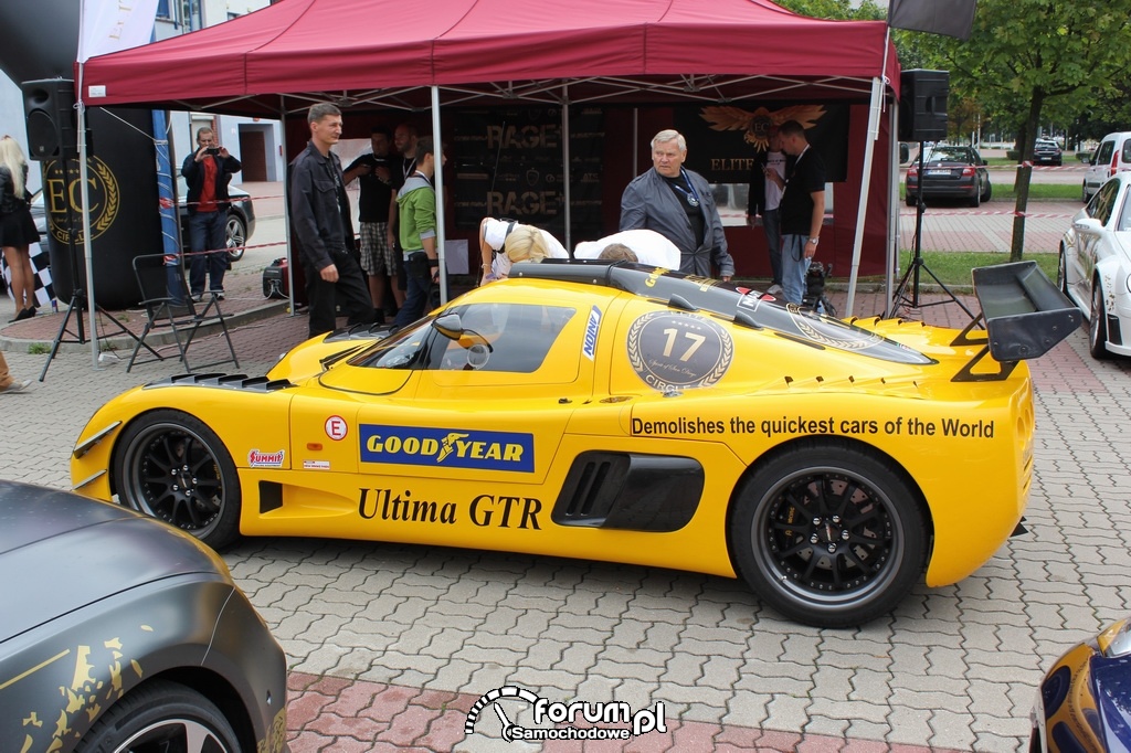 Ultima GTR, bok