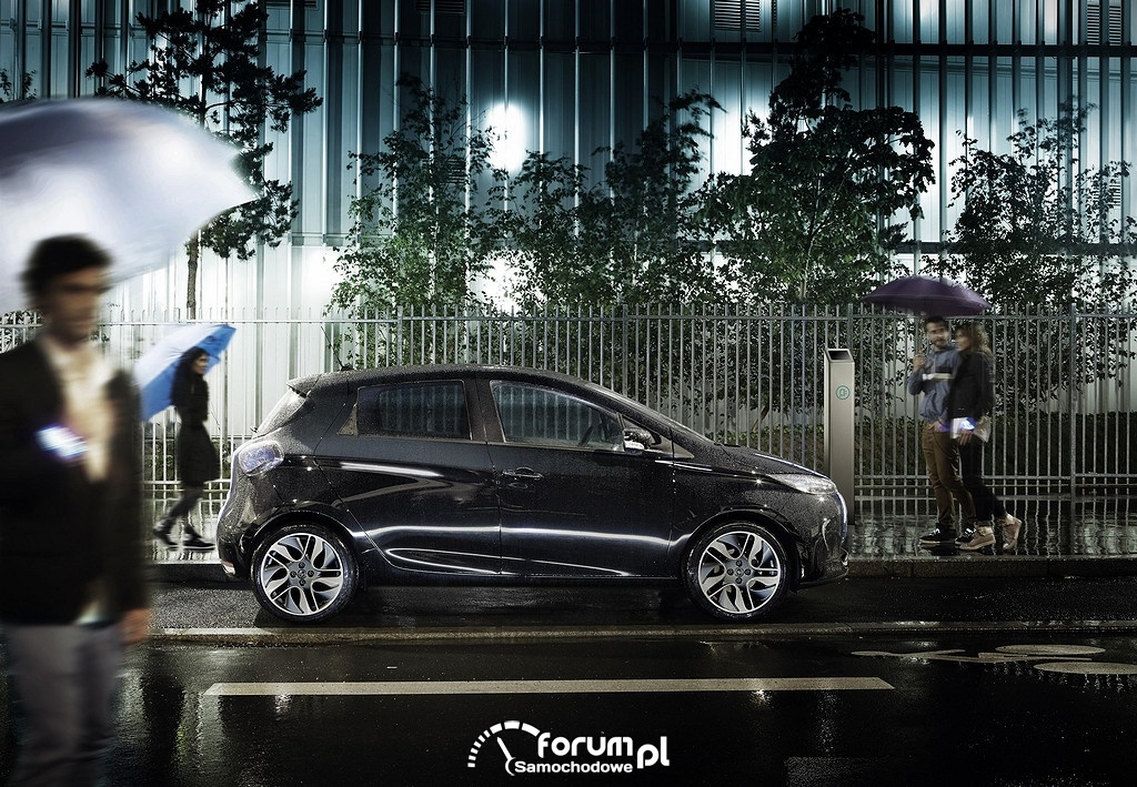 Pieszy w deszczu, Renault ZOE
