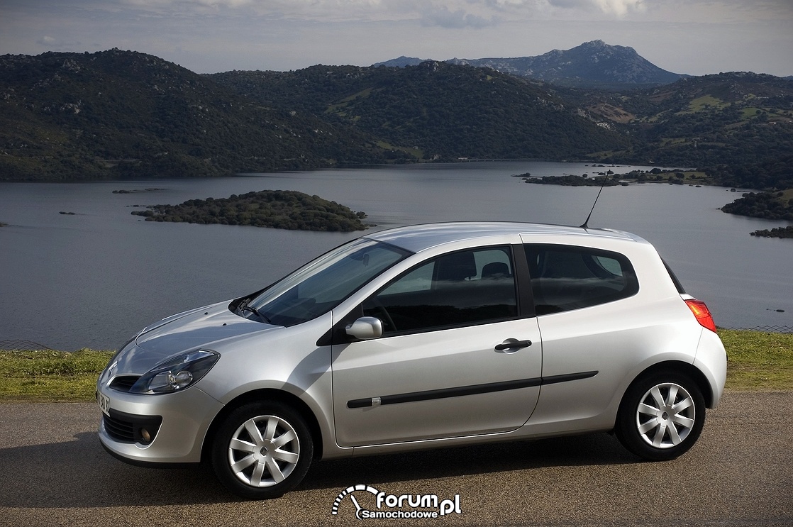 Renault Clio 3, bok