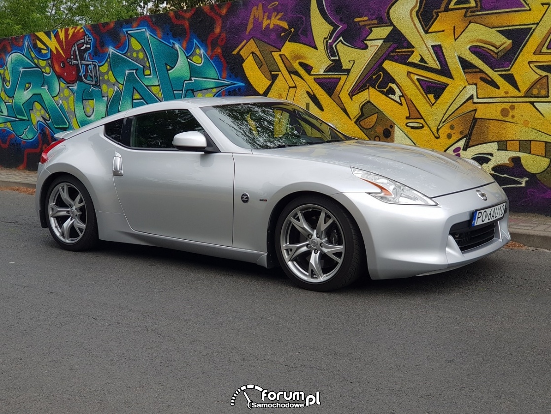 Nissan 370Z, coś ukrywa ten egzemplarz?