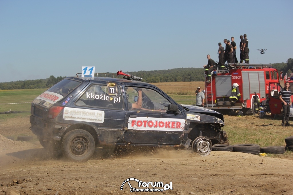 Fiesta bez przedniej opony, Wrak Race