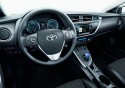 Hybrydowa Toyota Auris, deska rozdzielcza, wnętrze, kokpit