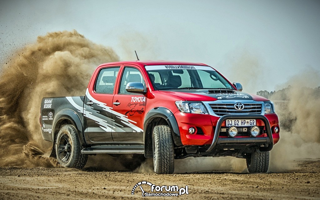 T-REX - Toyota Hilux Racing Experience