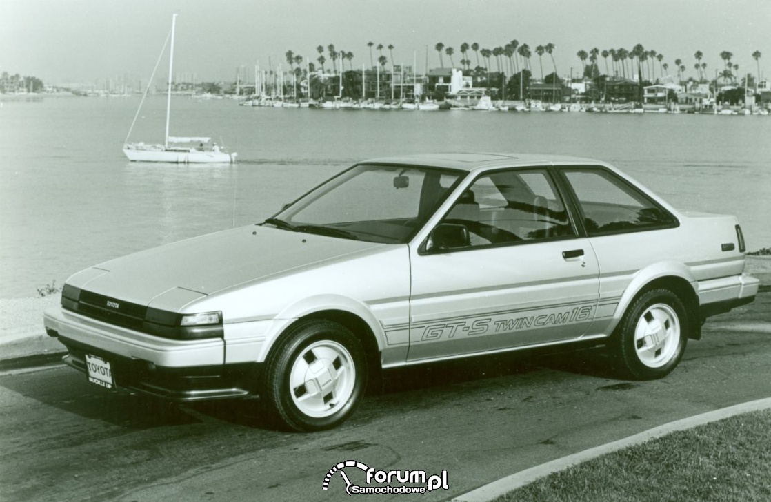 Toyota Corolla GTS liftback, 1985 rok