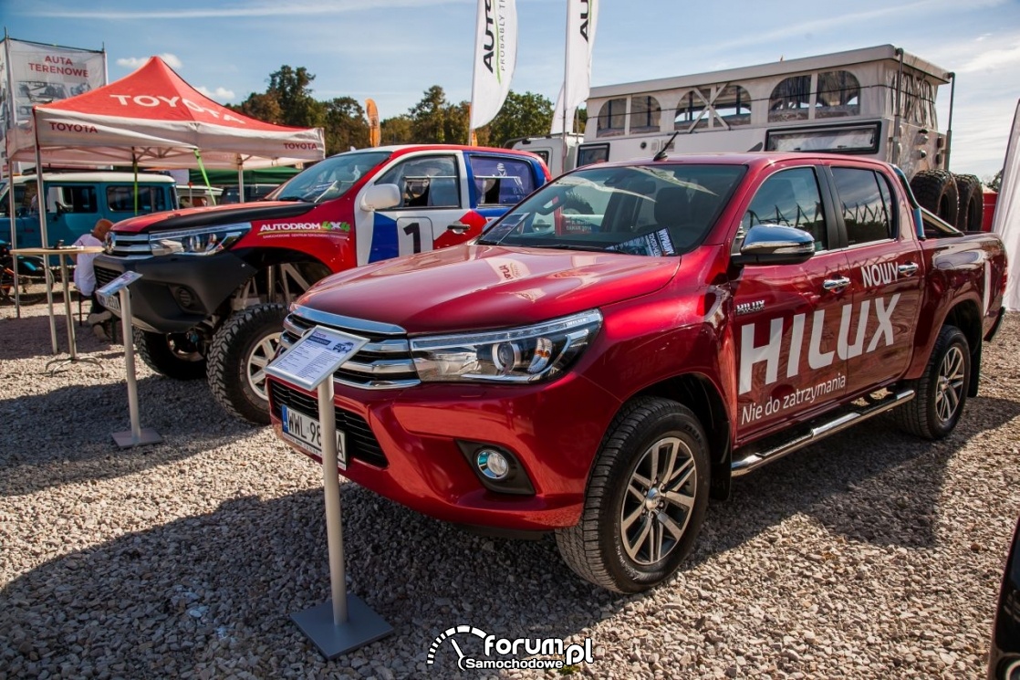 Toyota Hilux Revo i Hilux Kronos, 2017