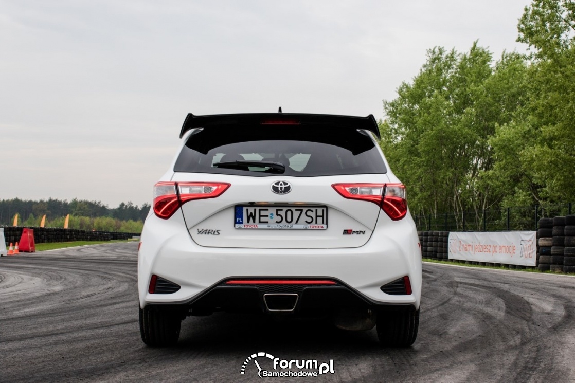 Toyota Yaris GRMN - sportowy wydech