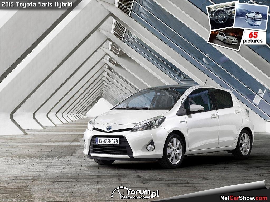 Toyota Yaris Hybrid (2013)