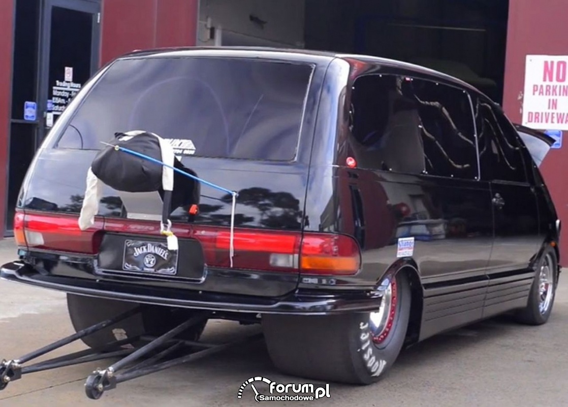 Toyota Previa - dragster