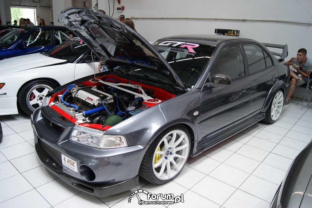 Mitsubishi Lancer EVO