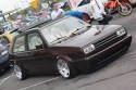 Volkswagen Golf II z prostokątną lampą