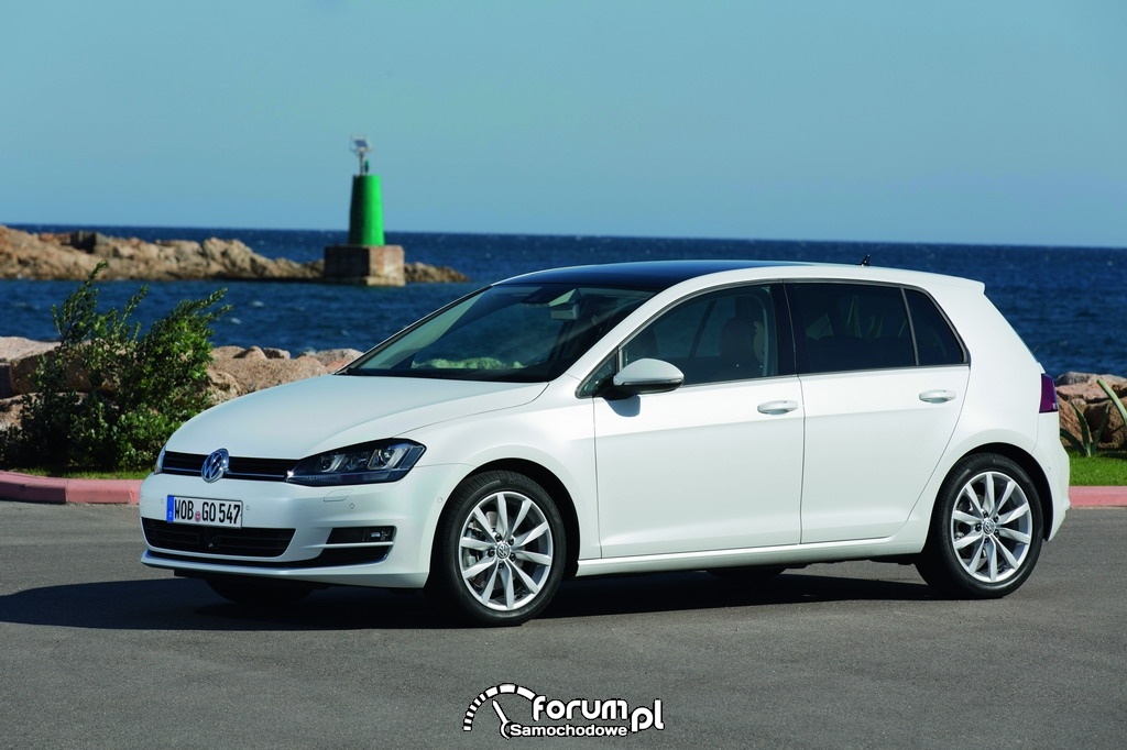 Volkswagen Golf VII TSI BlueMotion, biały