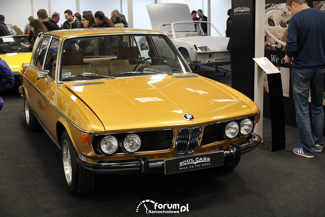 BMW 2500, przód