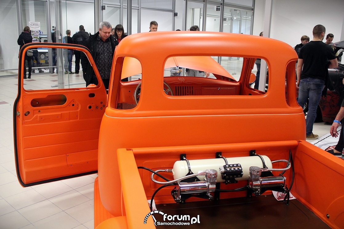 Chevrolet 3100 PickUp, Air ride na  pace