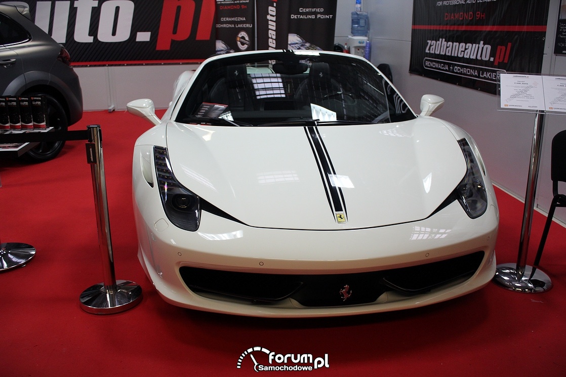 Ferrari 458 Italia, przód