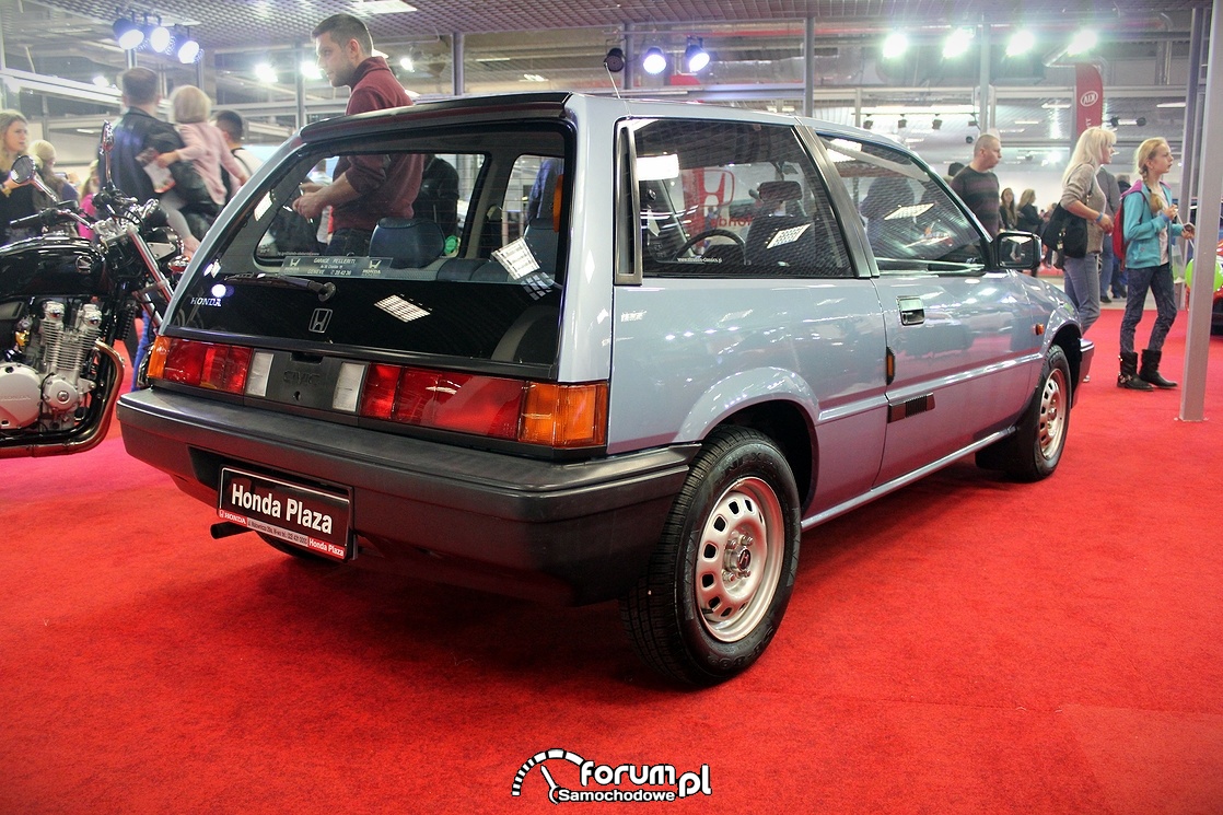 Honda Civic III generacji, tył