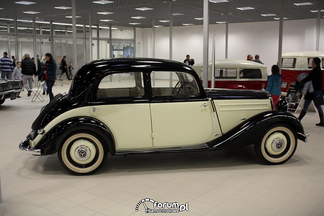 Mercedes 170 VA, 1951 rok, bok