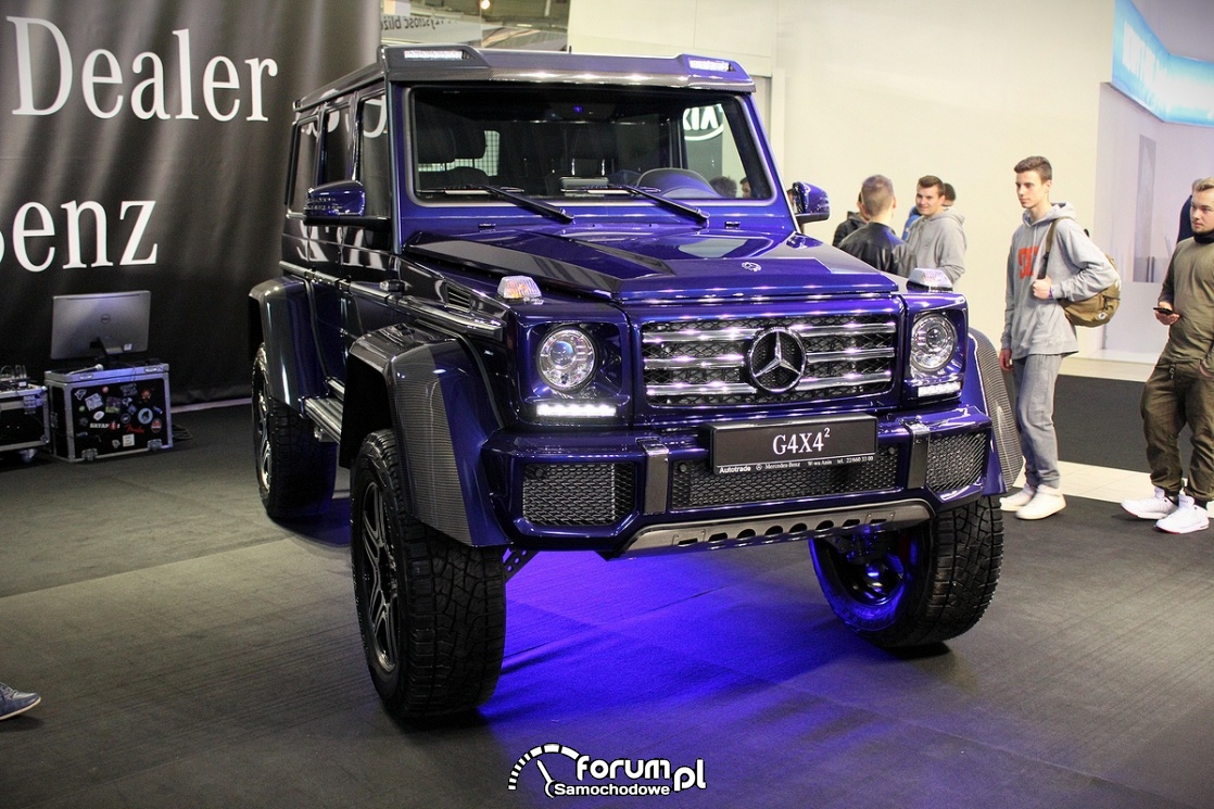 Mercedes-Benz G500 4x4