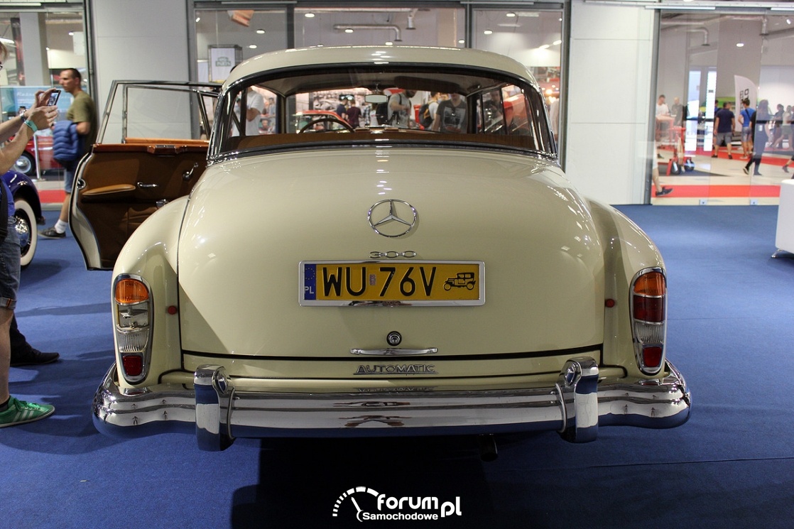 Mercedes-Benz 300 automatic, tył