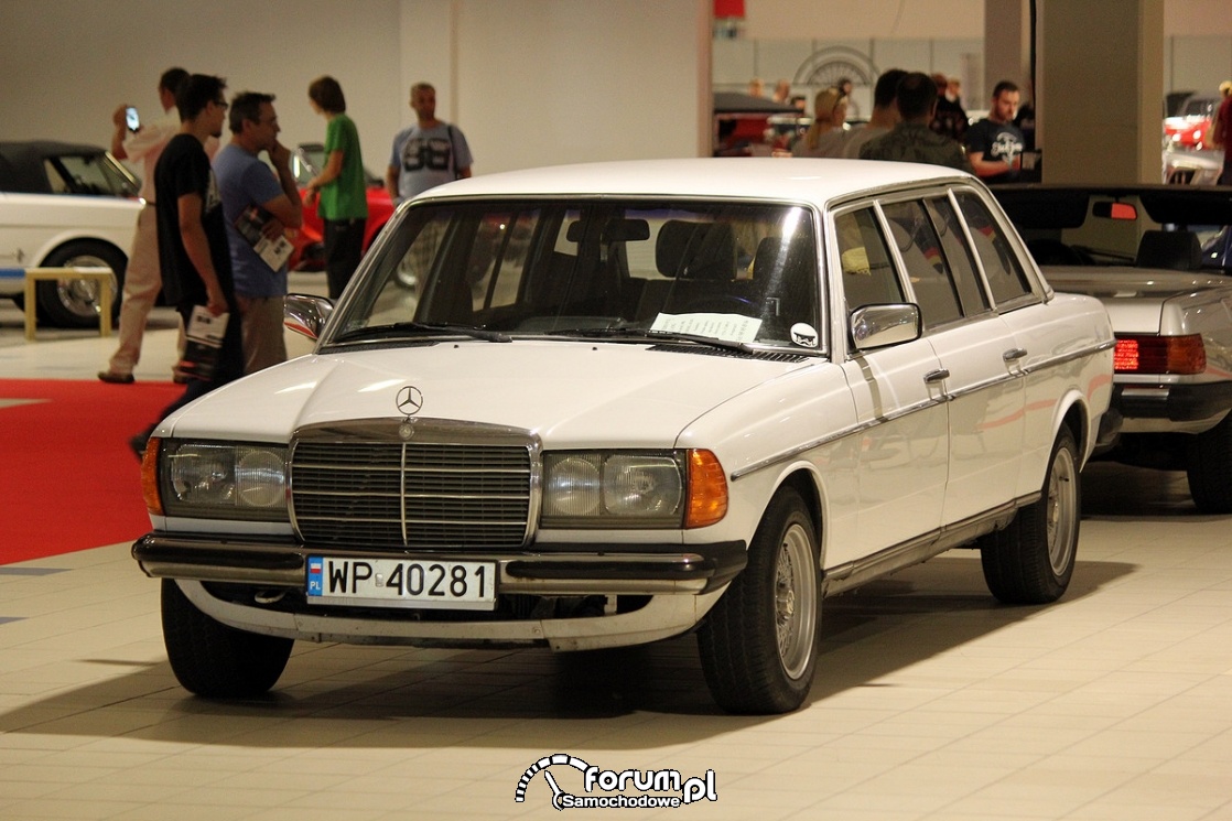 Mercedes-Benz W123 Long