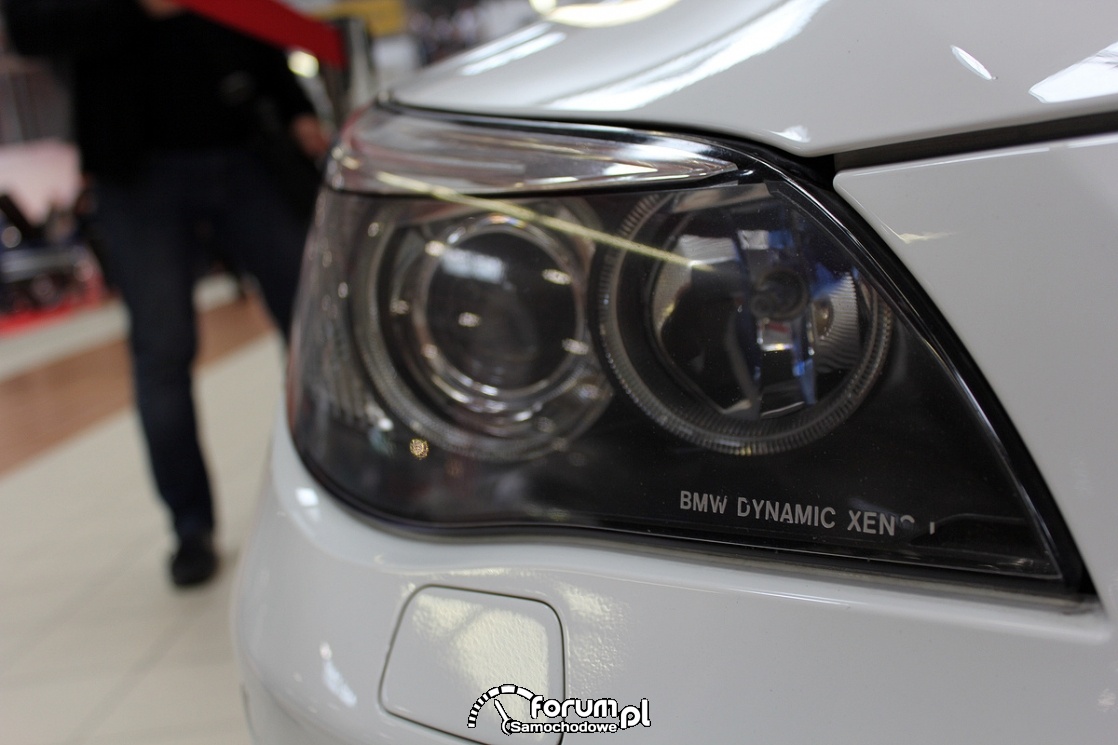 BMW E60 Dynamic Xenon przedna lampa