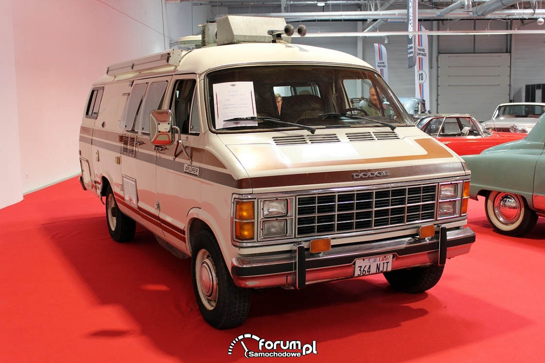 Dodge Explorer Van