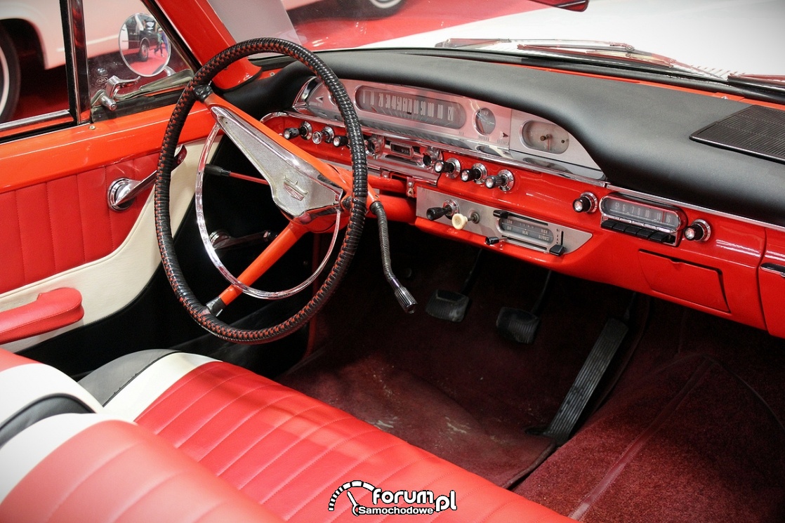 Ford Galaxie Sunliner, 1960 rok, wnętrze