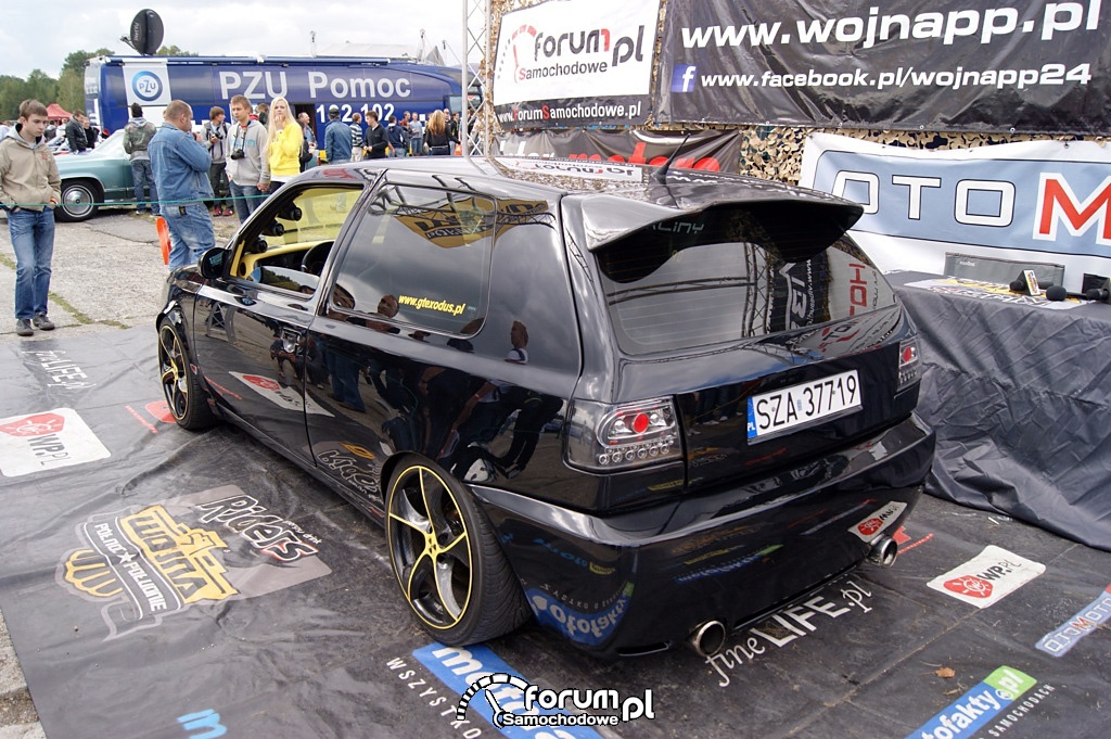 VW Golf III, tył