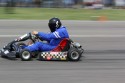 Gokart osiągający dużą prędkość