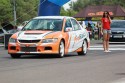 Mitsubishi Lancer EVO VIII, dziewczyna