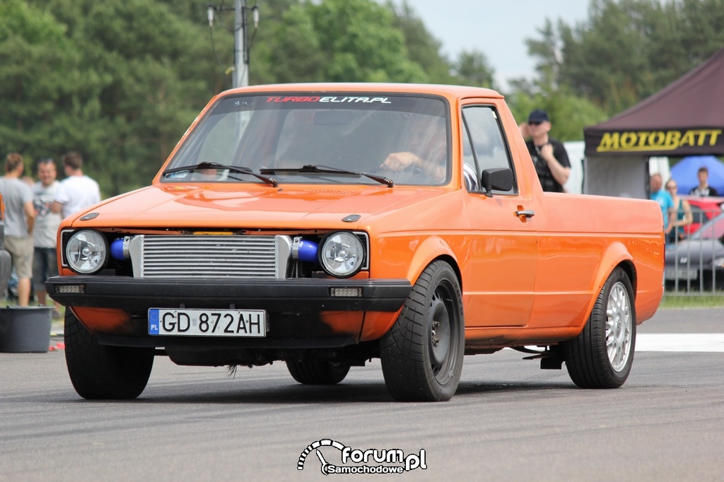 Volkswagen Golf I PickUp, oczekuje na start