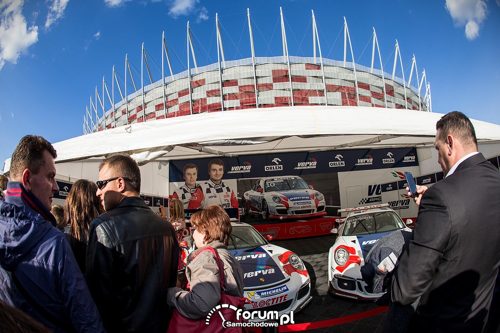 Moc pokazów specjalnych na VERVA Street Racing